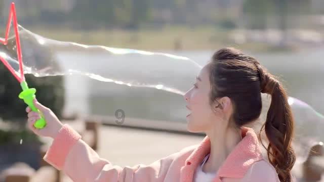 宫女最痛苦的是什么?不是半夜不能睡,而是侍候主子时“憋不住”