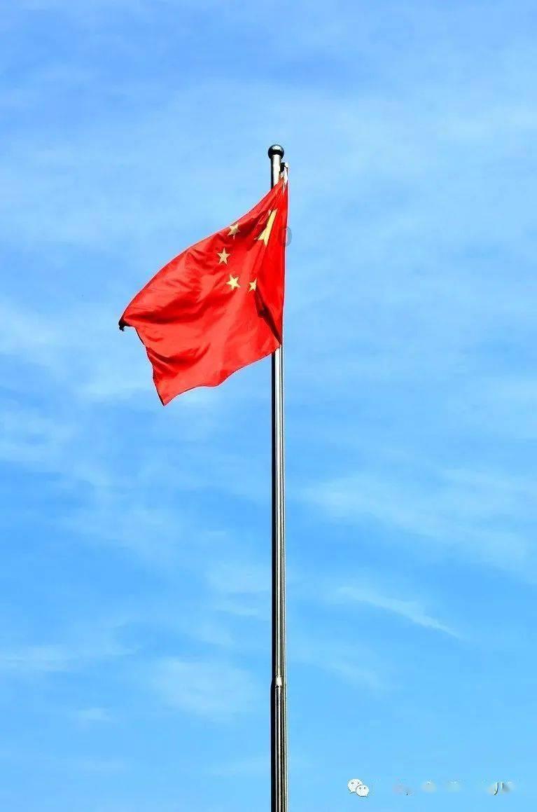 聚焦省两会|出席省七届人大三次会议的陵水代表团代表向大会报到
